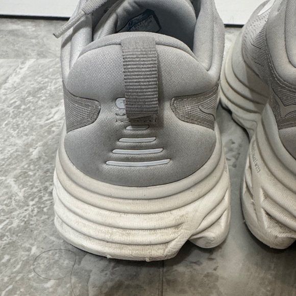 HOKA Women's Bondi 8 - Picture 7 of 15